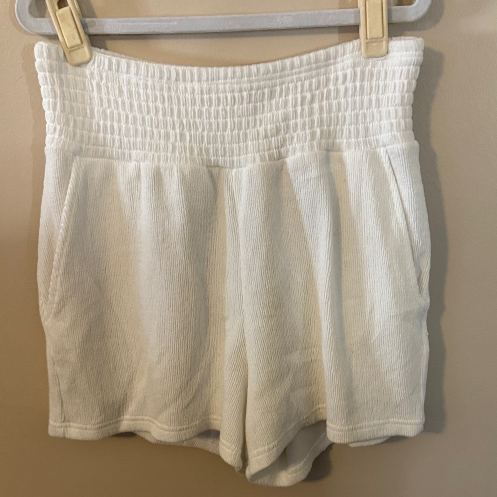 Sundays High Waist White Women's Shorts